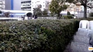 化妆镜前的妈妈